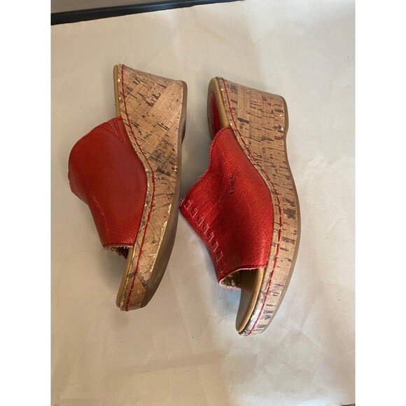 Born wedge heeled slip ons - Picture 2 of 10